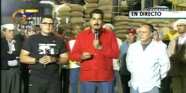 Maduro: Chávez está consciente y dando batalla