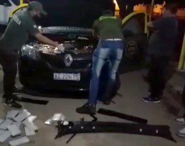 Narcotaxi: detuvieron a un chofer con 19 kilos de cocaína en su auto