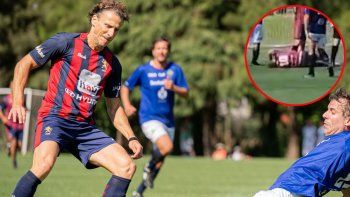 insolito: diego forlan se fracturo tres costillas durante un partido de veteranos insolito: diego forlan se fracturo tres costillas durante un partido de veteranos