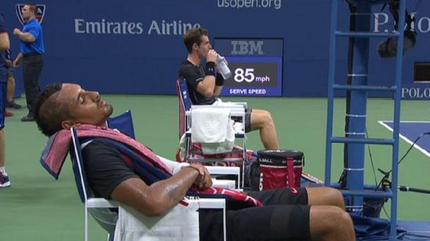 Este tenista decidió dormir una siesta en pleno partido del US Open