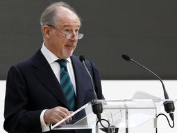 detuvieron en espana al ex director del fmi que hostigaba a la argentina detuvieron en espana al ex director del fmi que hostigaba a la argentina