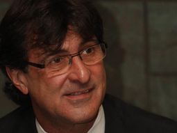 mario kempes sera sometido a tres by-pass mario kempes sera sometido a tres by-pass
