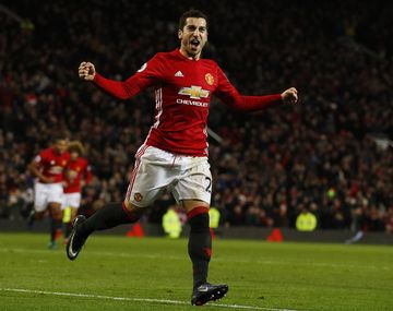 La lujosa definición del armenio Henrikh Mkhitaryan