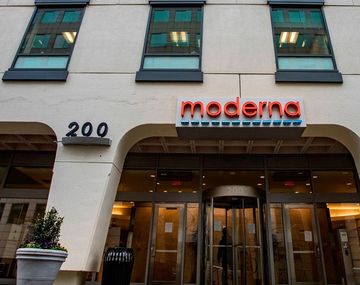 Una de las oficinas centrales de la compañía Moderna en Cambridge