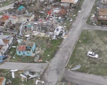 El huracán Irma destruyó el 90% de la isla de Barbuda