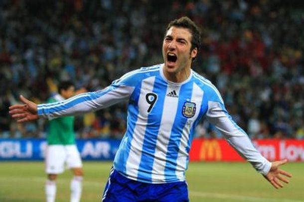 Higuaín, lesionado, es la duda de Sabella para visitar a Chile