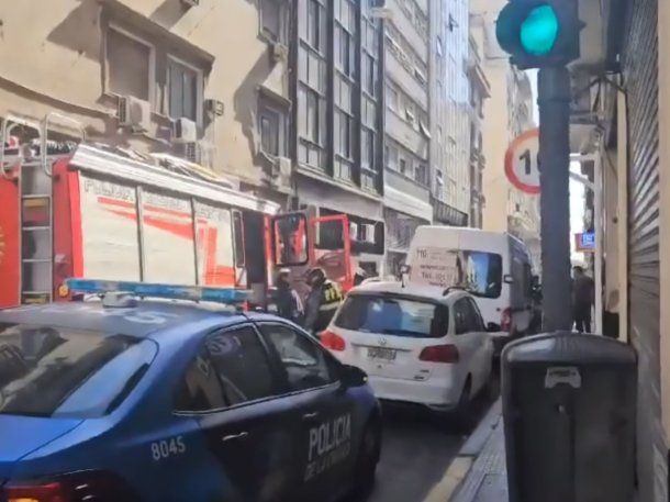 Monserrat: explosión de un termotanque dejó al menos siete heridos