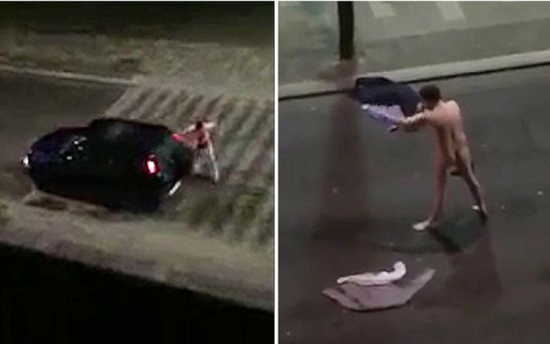 Un borracho se desnuda y boxea al tráfico: Mirá el video