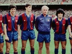 Fue compañero de Maradona y jugó en el Barcelona, pero las adicciones y depresión lo llevaron a vivir en la calle.  Fue compañero de Maradona y jugó en el Barcelona, pero las adicciones y depresión lo llevaron a vivir en la calle.
