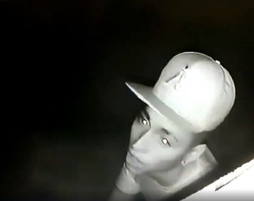 Robó una cámara de seguridad pero quedó escrachado