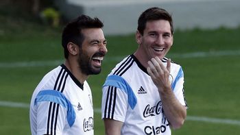 Lavezzi y Messi, compartiendo entrenamiento en la Selección Lavezzi y Messi, compartiendo entrenamiento en la Selección
