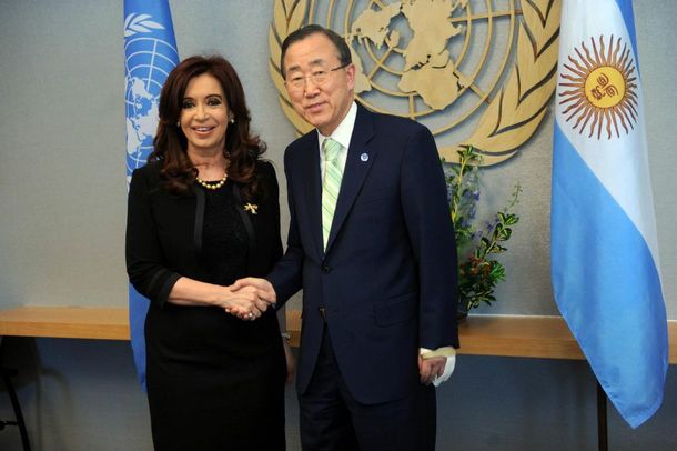 Cristina Fernández junto a Ban Ki-moon