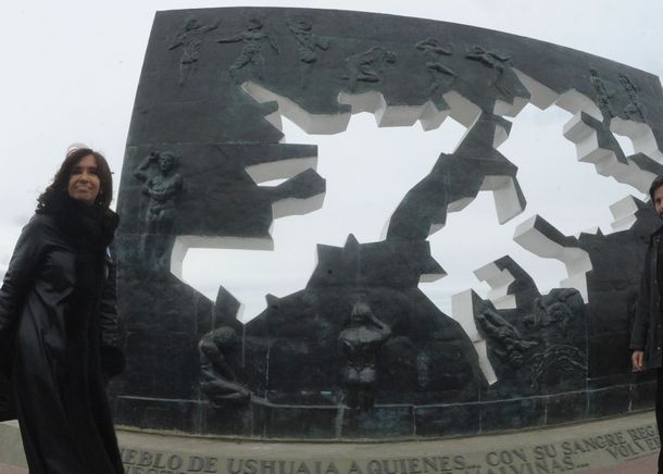 A 33 años de Malvinas, Cristina Kirchner encabeza el acto central en Ushuaia