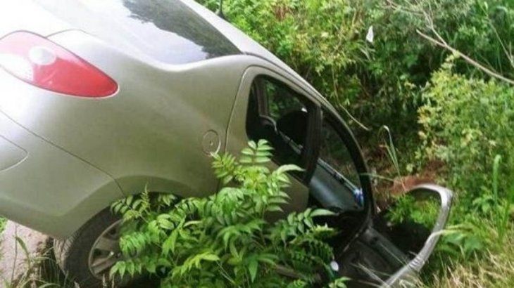 Catamarca: caían con su auto al precipicio y los salvó una alcantarilla