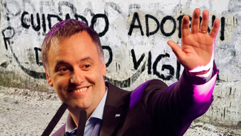 ¿El Diez vigila? A Manuel Adorni le llegó el karma de los que se burlan de Diego Maradona ¿El Diez vigila? A Manuel Adorni le llegó el karma de los que se burlan de Diego Maradona