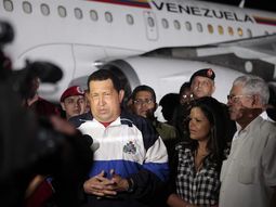 Hugo Chávez regresó a Venezuela místico