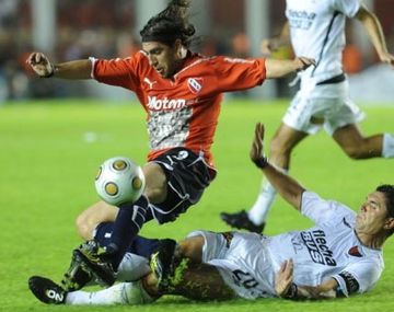 Independiente se mide con Colón para salir del fondo