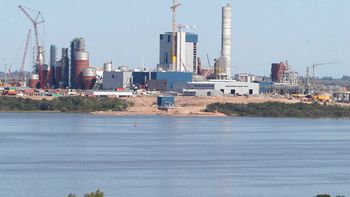 argentina pidio a uruguay retomar la mesa de dialogo argentina pidio a uruguay retomar la mesa de dialogo