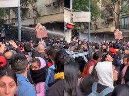Así fue la represión a militantes de Cristina Kirchner en Recoleta