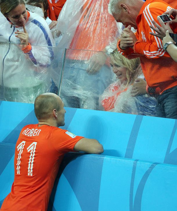 El desconsolado llanto del hijo de Robben después del partido