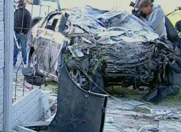 Murió un funcionario porteño al embestir con su auto una casa