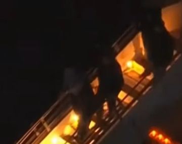 Maduro llegó a Nueva York: así bajaba del avión tras la lectura de cargos