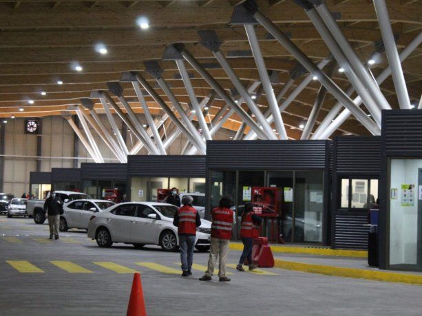 Chile abrirá todos los pasos fronterizos terrestres a partir de mayo