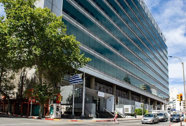 La recaudación paró de caer en Uruguay tras cuatro meses consecutivos.