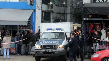 matan de un disparo en la cabeza al hijo de una mujer policia matan de un disparo en la cabeza al hijo de una mujer policia