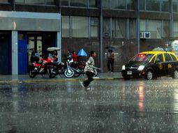 rige un alerta por tormentas fuertes y granizo en la ciudad rige un alerta por tormentas fuertes y granizo en la ciudad