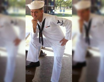 Una madre sobreprotectora se convirtió en viral y horrorizó a su hijo