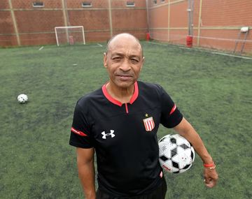 El único jugador de Cabo Verde que pasó por el fútbol argentino palpitó el duelo con la Scaloneta