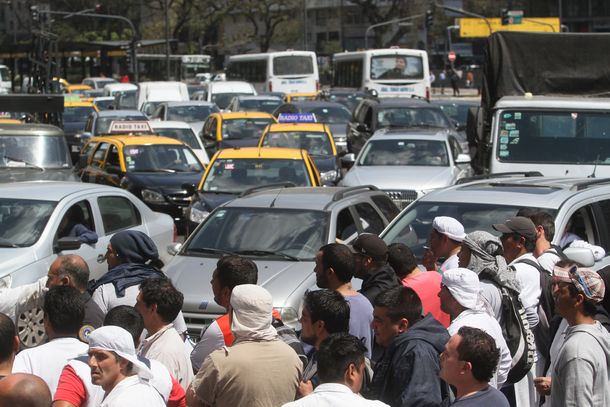 Caos en el centro porteño y en la zona de Congreso por una protesta