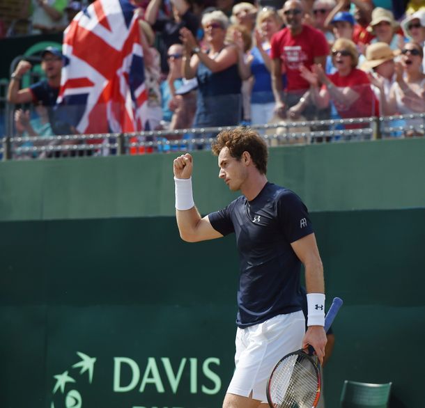 Un espectacular Andy Murray metió a Gran Bretaña en semifinales
