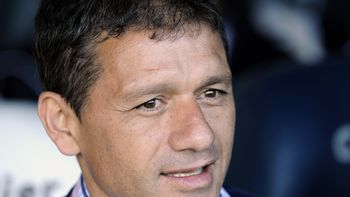 vivas presento su renuncia tras la pelea con el hincha vivas presento su renuncia tras la pelea con el hincha