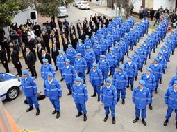 ya hay 9.000 policias locales y para diciembre se duplicara la cifra ya hay 9.000 policias locales y para diciembre se duplicara la cifra