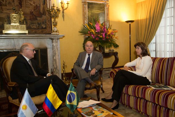 Crisis Colombia-Venezuela: Argentina y Brasil buscan intervenir en el conflicto