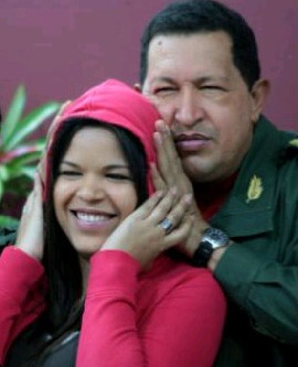 Hugo Chávez y su hija