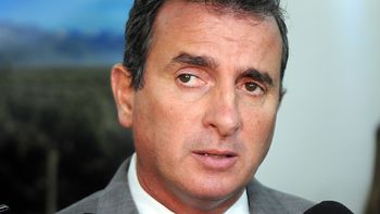 internaron al gobernador de mendoza francisco perez internaron al gobernador de mendoza francisco perez