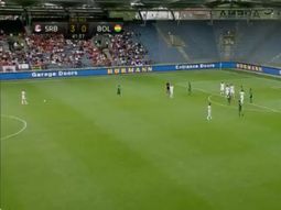 El cuarto gol de Serbia ante Bolivia fue pura poesía en el aire