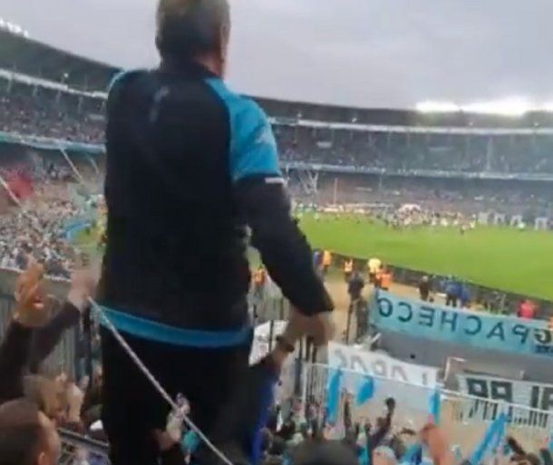 Así vivió el papá de Sigali el triunfo de Racing ante Independiente