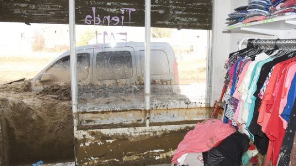 El local de una jubilada quedó lleno de arena. Crédito: El Patagónico