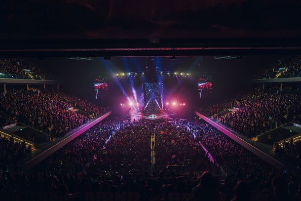 emilia-mernes-movistar-arena-10jpg