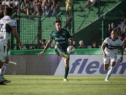 Gimnasia y Sarmiento se miden en La Plata. Gimnasia y Sarmiento se miden en La Plata.