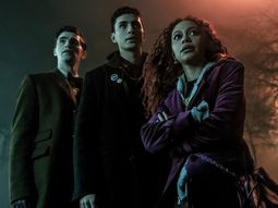 Los detectives difuntos, la nueva serie adolescente de misterio.