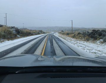 Llegó la primera nevada del año a La Cumbrecita: la hermosa postal climática