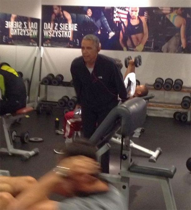 Escándalo mundial por la filtración de un video y fotos de Obama haciendo gimnasia
