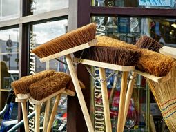 Este truco casero explica como arreglar la rosca del palo de escoba en simples pasos.