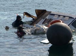 siete muertos, entre ellos cuatro ninos, tras otro naufragio en grecia siete muertos, entre ellos cuatro ninos, tras otro naufragio en grecia