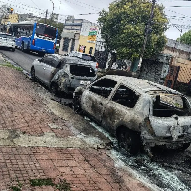 Alerta por quemacoches en San Martín: incendiaron nueve autos en dos semanas